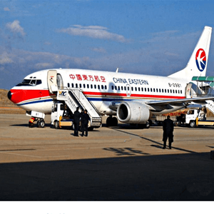 曹家堡机场托运航空快运业稳步发展的原因是什么？